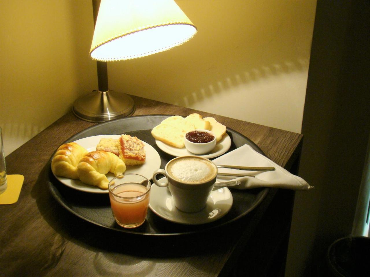 Bue Hotel