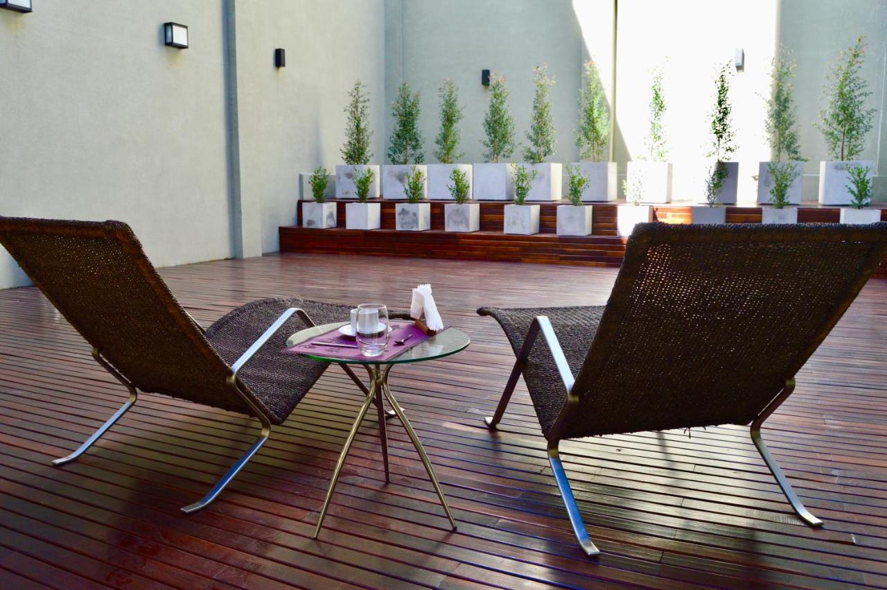 Hotel 6 De Octubre