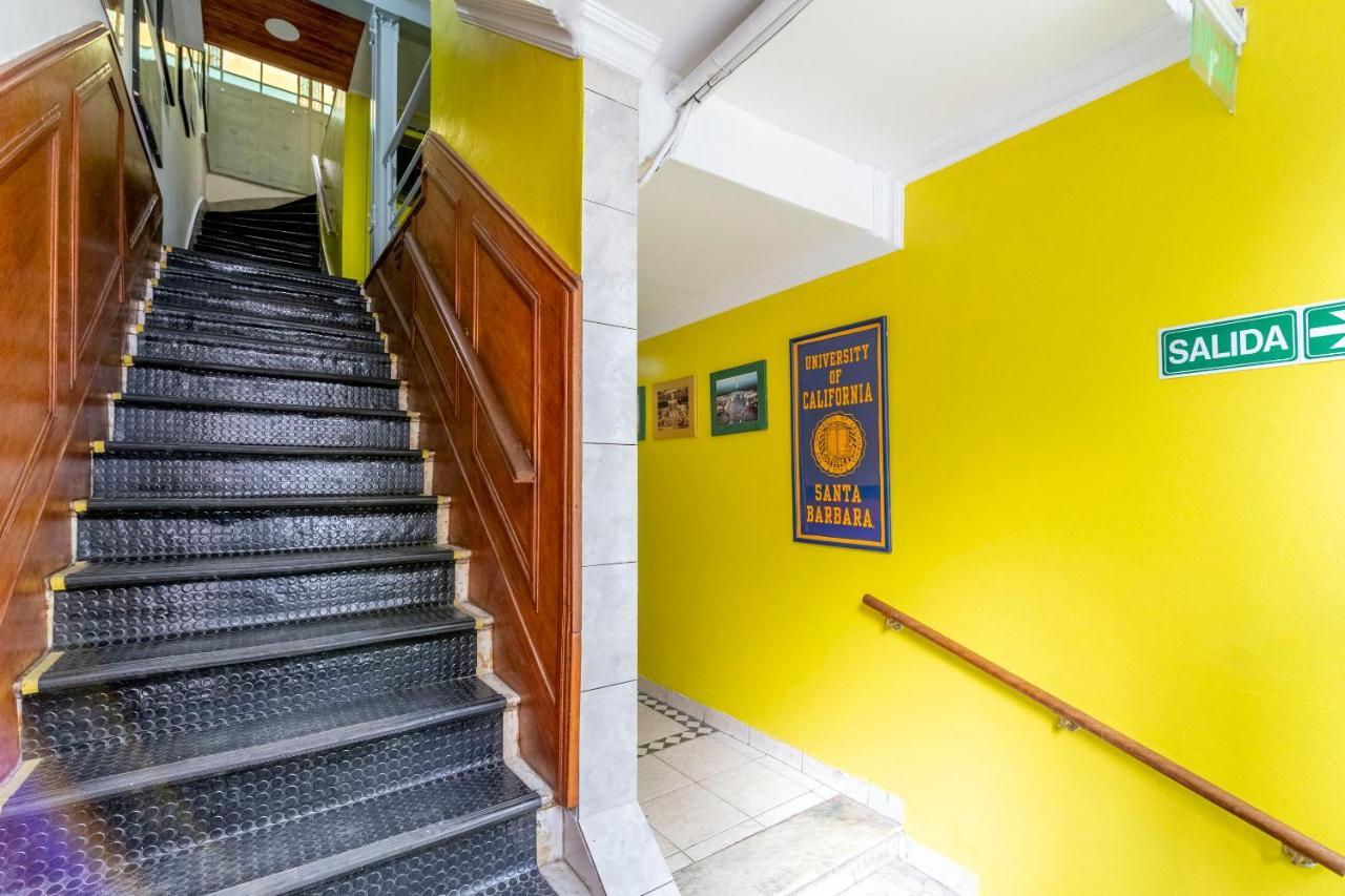 Master Borges Hostal