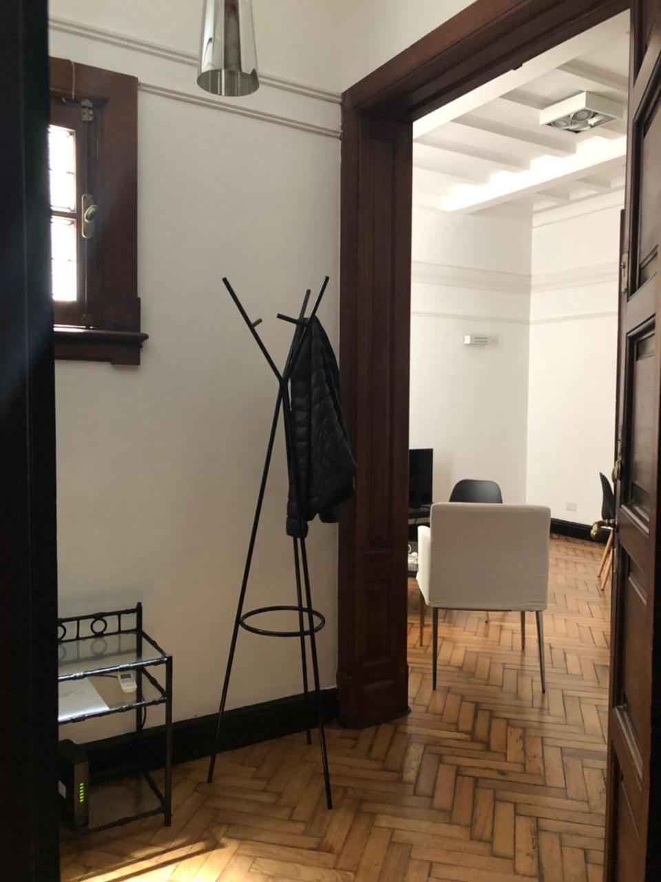 Antiguo Departamento Con Excelente Ubicacion Buenos Aires