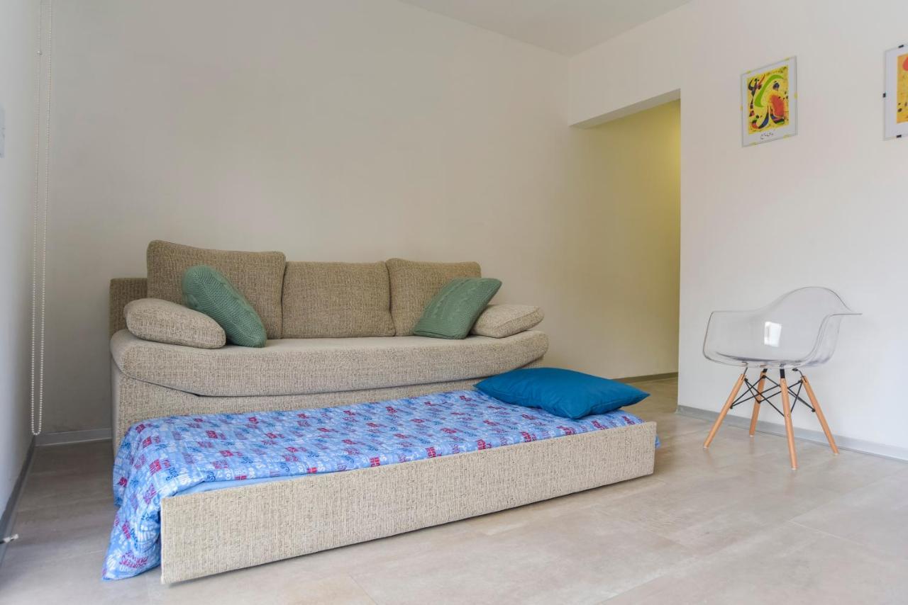 Apartment Ramirez De Velasco 631 3 Pax Crespo *