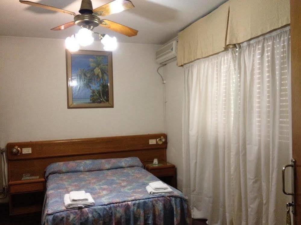 Hotel Aldeano 2 2*