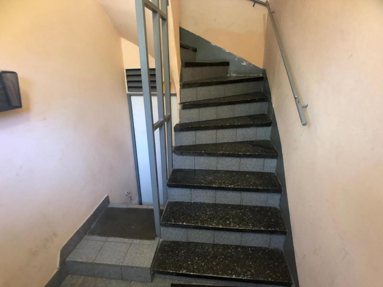 Crespo Arena Apartment
