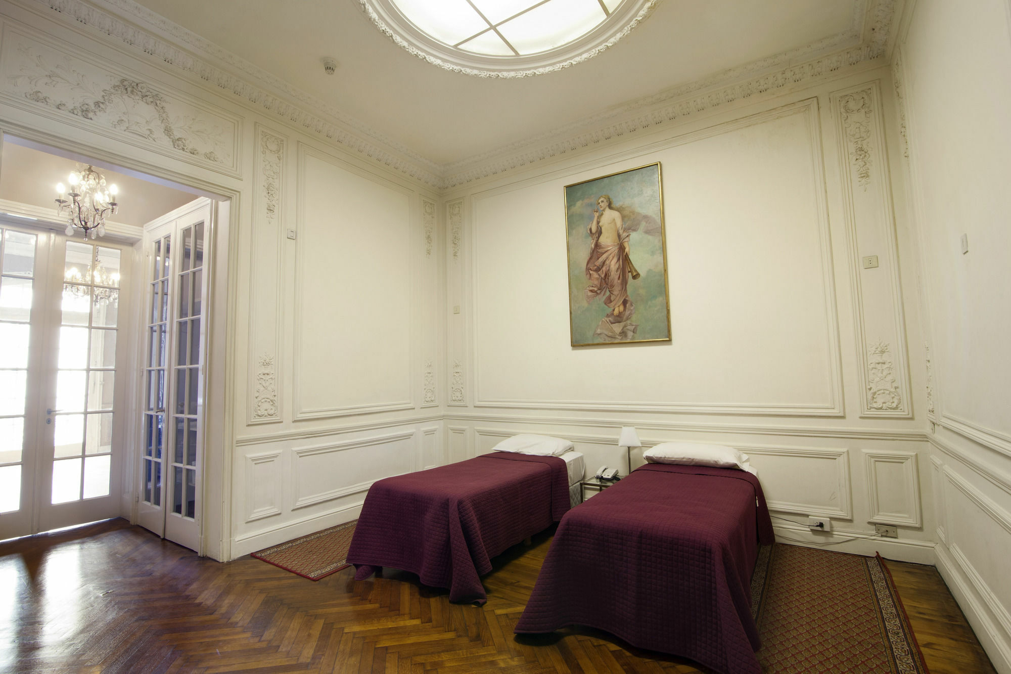 Leonardo Da Vinci Aparthotel