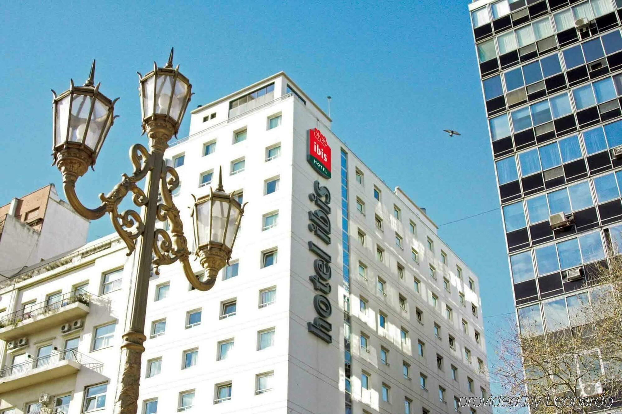 Hotel Ibis Congreso 3*