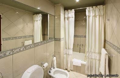 Hotel O2 3*