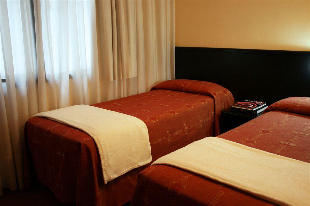 Park Royal Hotel 3*