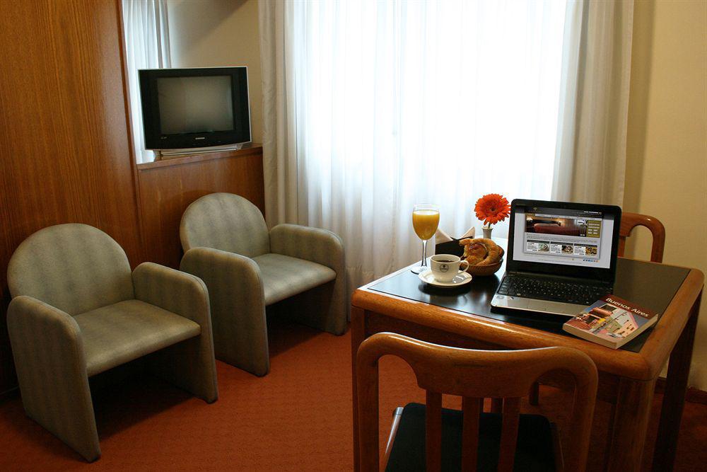 Park Royal Hotel