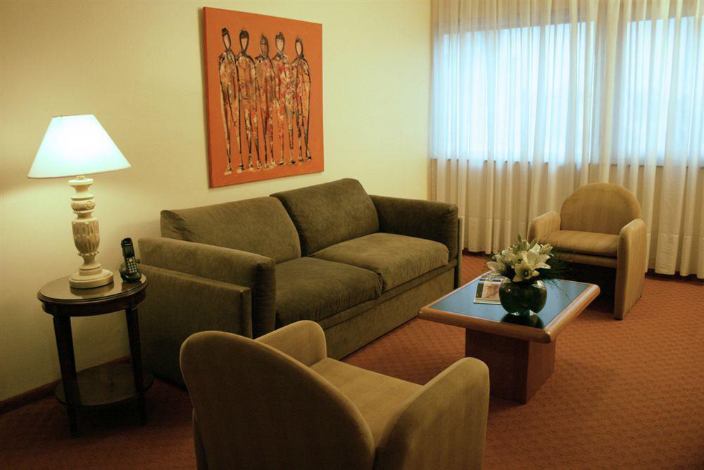 Park Royal 3*