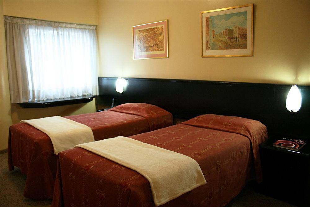 Park Royal Hotel 3*