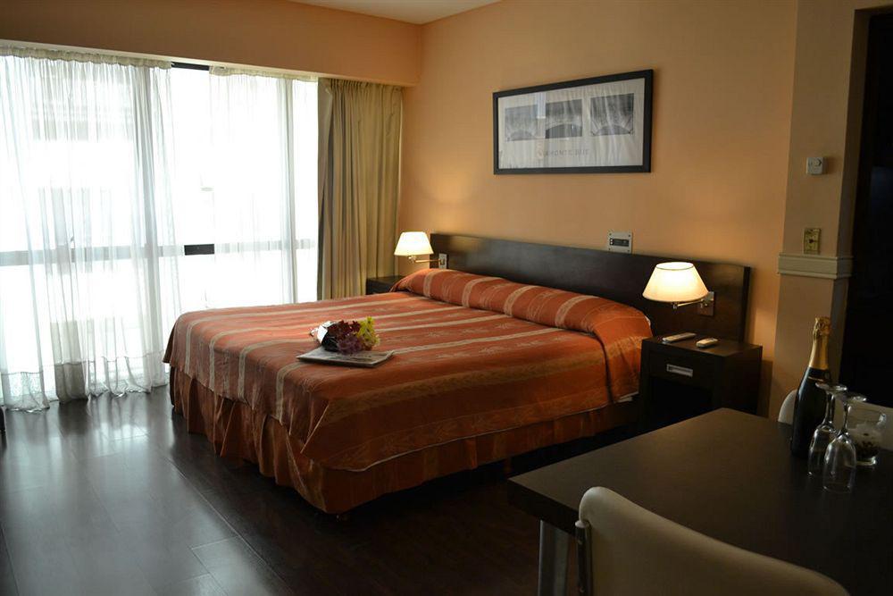 Up Viamonte Apartahotel 3*