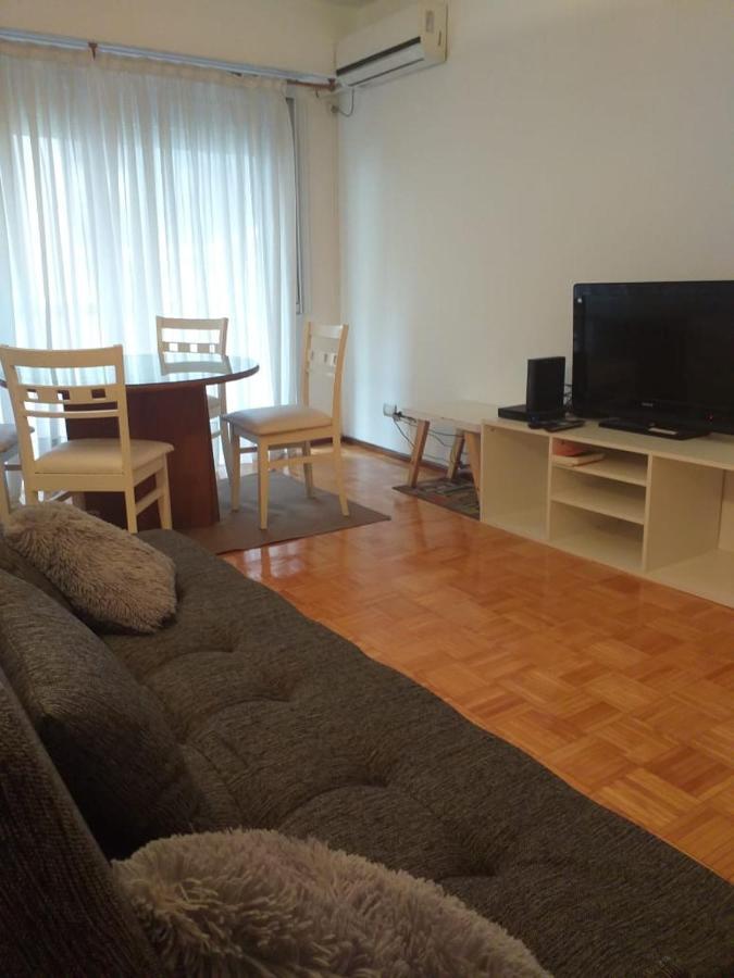 Apartamento Luminoso Con Balcon Al Frente En Lo Mejor De Palermo Y Recoleta *
