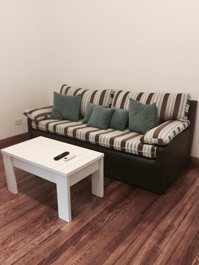 Dos Ambientes Amplios Y Luminosos En Recoleta Apartamento