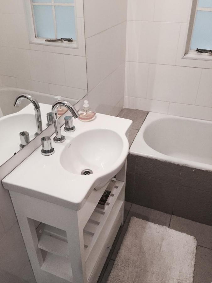 Dos Ambientes Amplios Y Luminosos En Recoleta Apartamento *