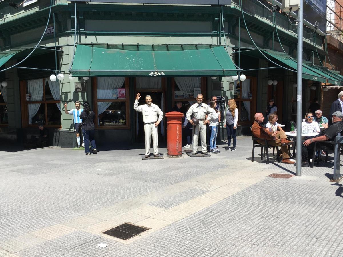 Dos Ambientes Amplios Y Luminosos En Recoleta