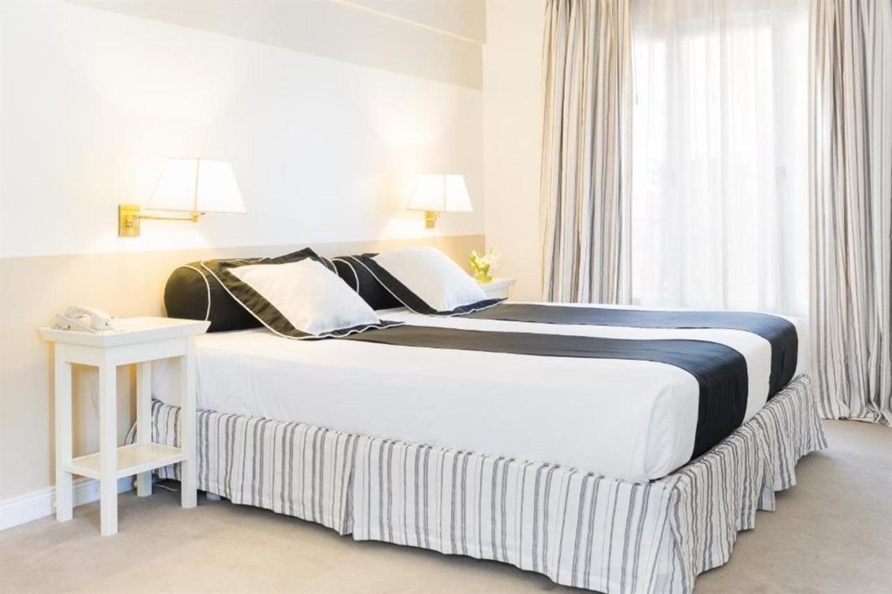 Loi Recoleta Hotel