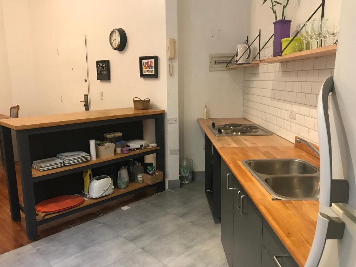 Beautiful Classic Style In Downtown Apartment *