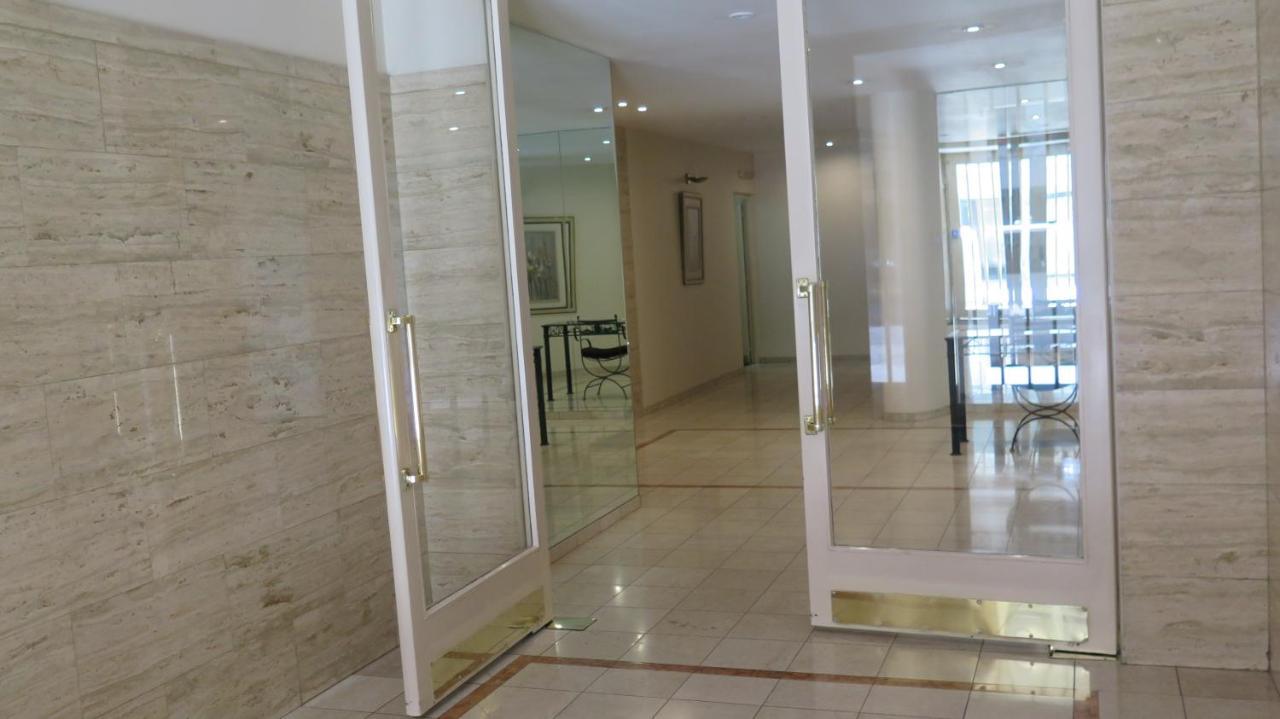 Fabulous And Quiet Apartment+balcony In Barrio Norte. Your Easy Access To Buenos Aires! Apartment