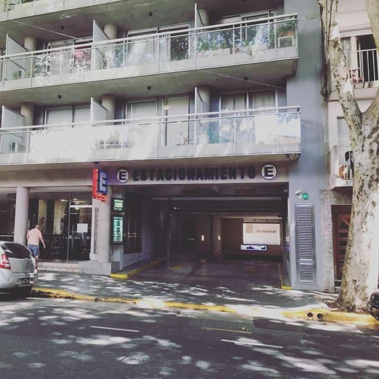 Medrano Kind * Buenos Aires