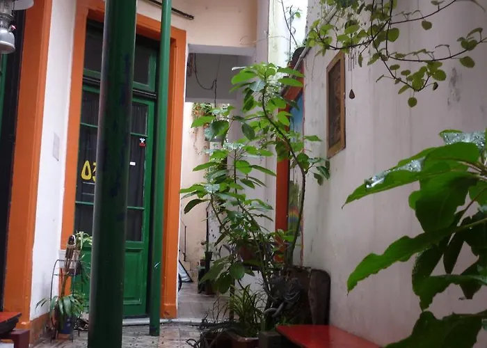 Mantengase Hostel