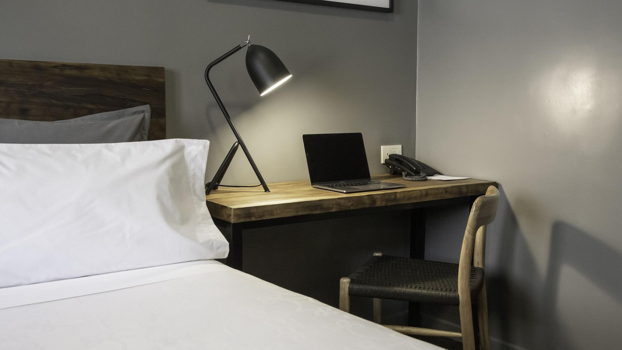 Carsson Downtown Hotel