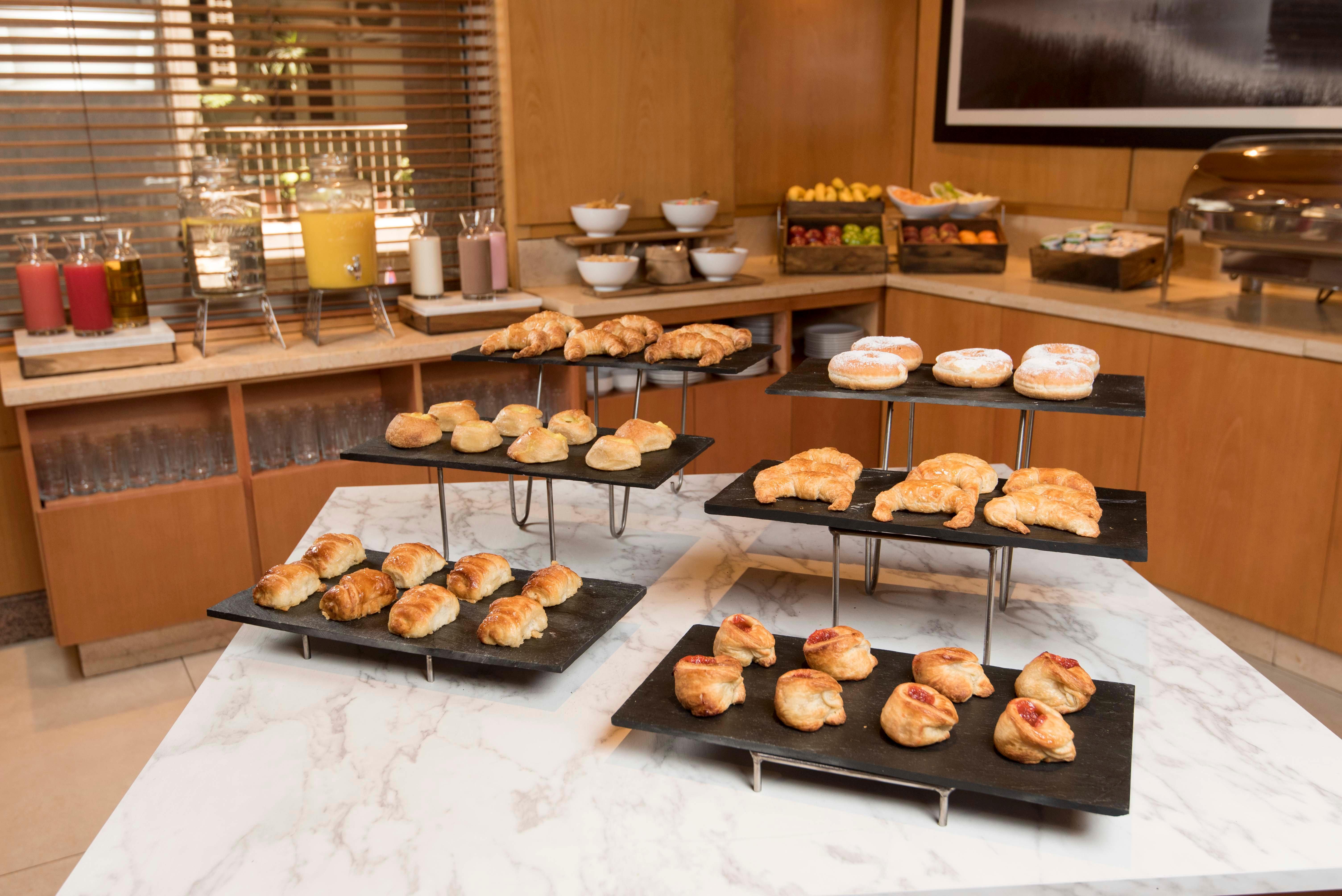 Hotel Express Puerto Madero By Ihg Buenos Aires