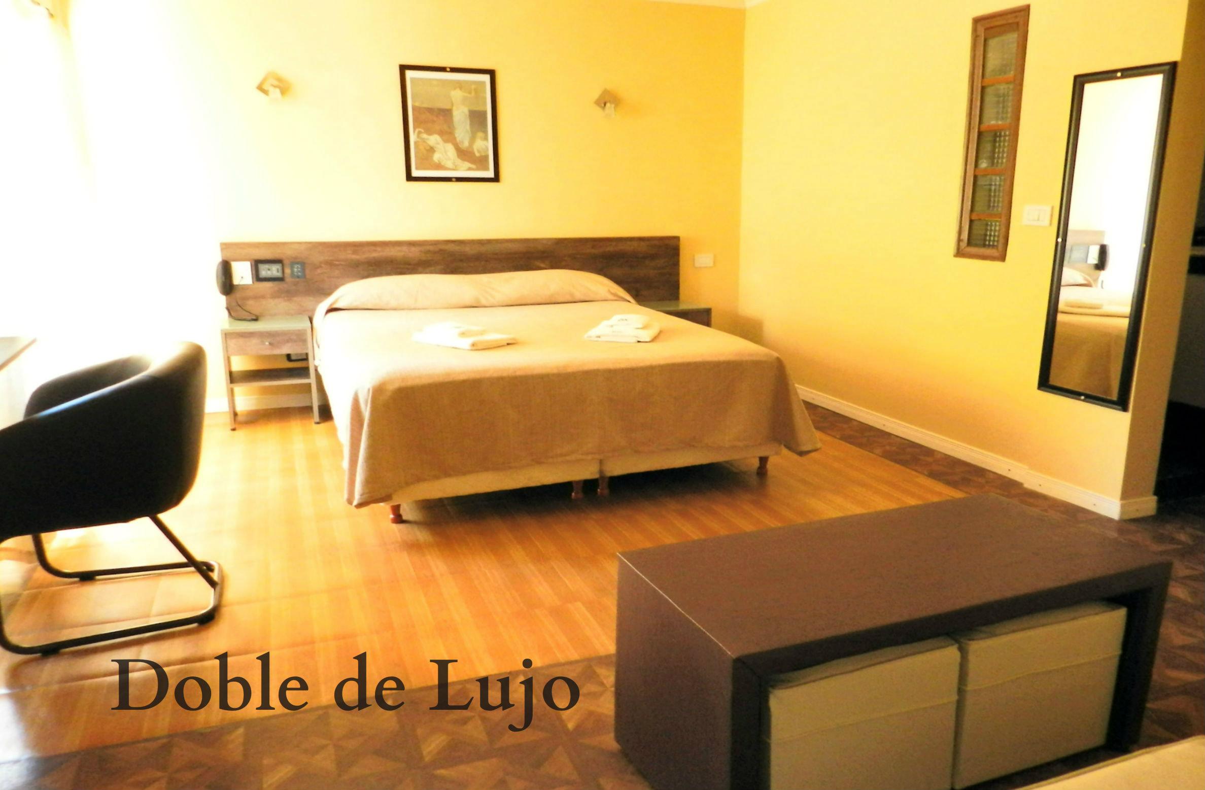 Y Hotel