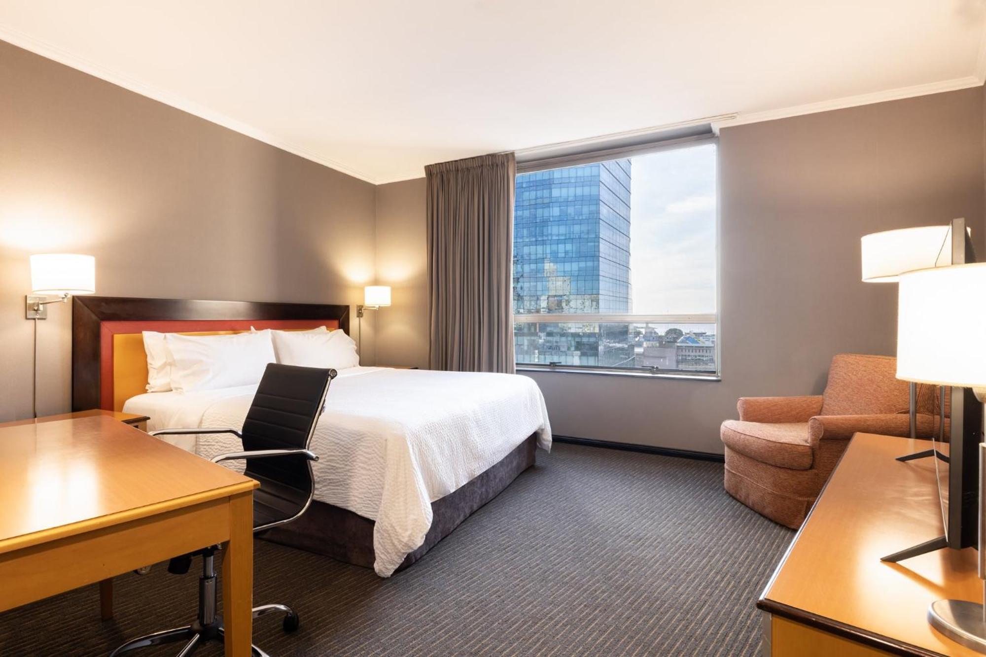 Hotel Express Puerto Madero By Ihg 4*