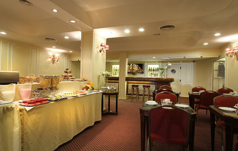 Hotel Carsson Downtown