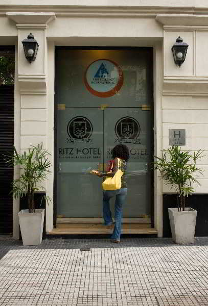 Ritz & Ba Hostel Buenos Aires