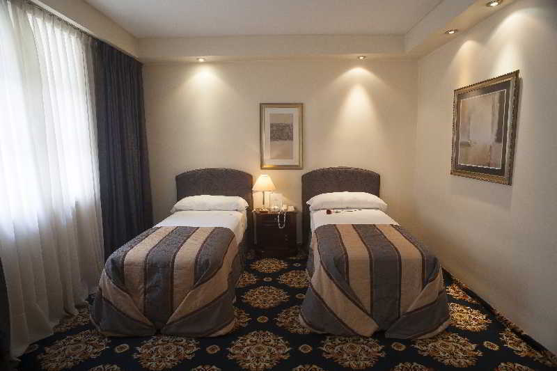 Carsson Downtown Hotel 4*