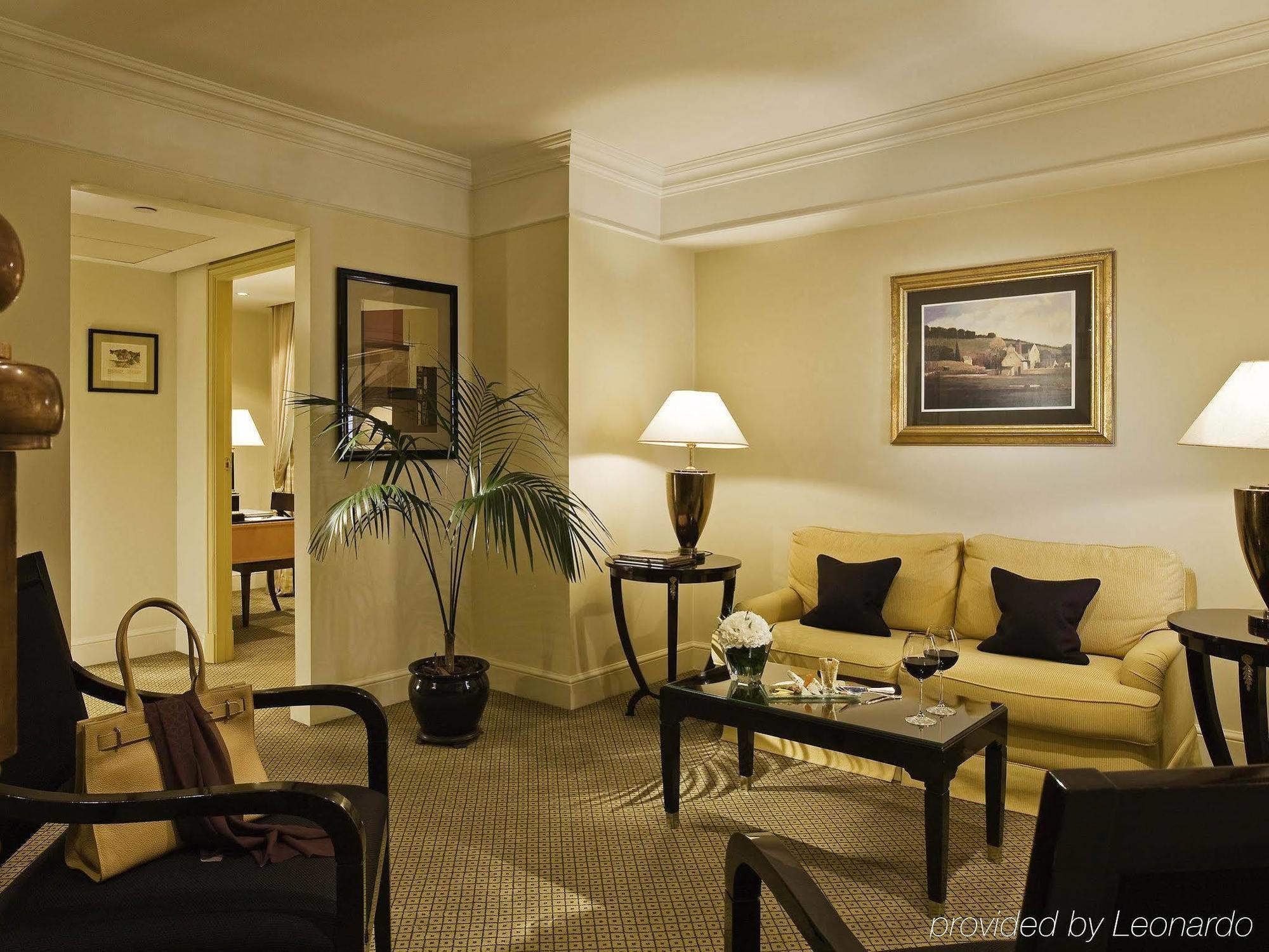 Casa Lucia Hotel