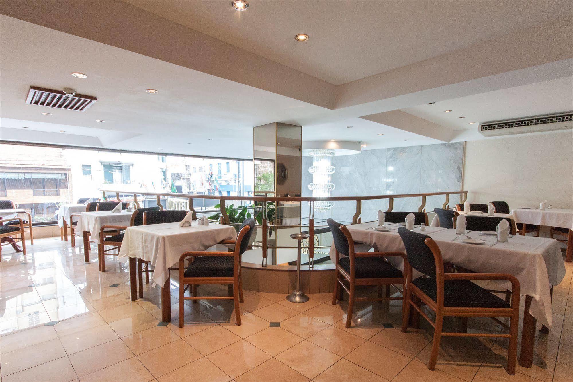 Cuatro Reyes Hotel Buenos Aires