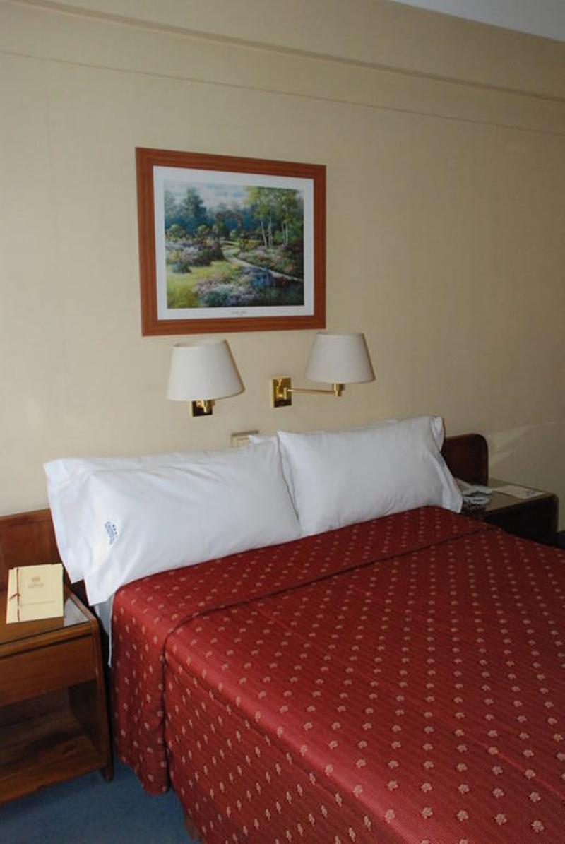 Castelar & Hotel Buenos Aires