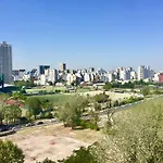 Un Espacio Moderno En Caballito