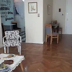 Tango Guapo Apart