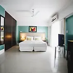 Ker Urquiza Hotel