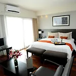 Urban Suites Recoleta Boutique Hotel
