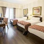 Claridge Hotel