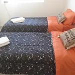 Carmensita Depto A 2 Cuadras De Belgrano Y 9 De Julio Antiguo Y Clasico Edificio De San Telmo Acceso 2Do Piso Por Escalera