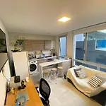 Bright Apartment In Palermo
