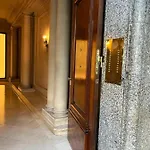 Parisian Flat In The Heart Of Recoleta