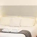 Lopez Hostel & Suites