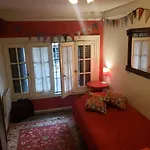 Casa Reina