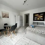 Center Apartment Studio