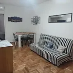 Apartamento Con La Calidez De Tu Hogar En Belgrano