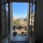 Room With An Amazing Ba View