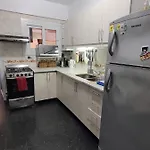 Espacioso Y Calido Departamento En Barrio Belgrano