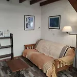 Casa En Villa Crespo/ Palermo, Para 4 Personas.