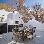 Stylish Home With Jacuzzi In The Heart Of Palermo